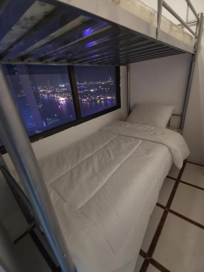 دبي Cloud9 Hostel المظهر الخارجي الصورة
